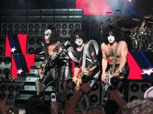 KISS_in_concert_Boston_2004